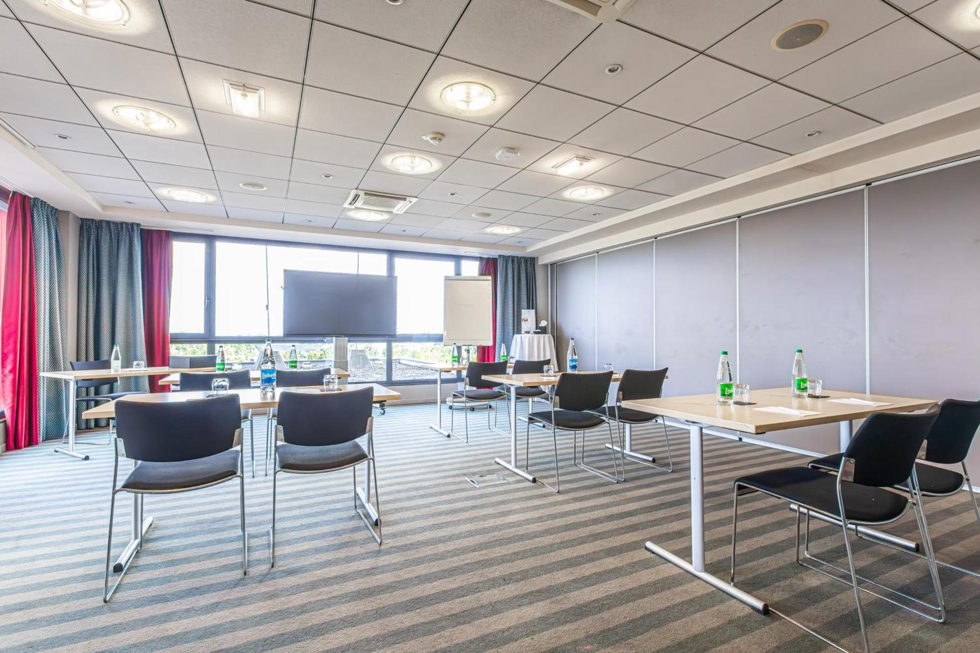 Holiday Inn Mulhouse By Ihg Zewnętrze zdjęcie